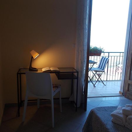 Il Melograno Apartment 陶尔米纳 外观 照片